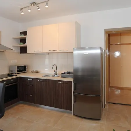 アパート Voshta 2 Bedroom ザダル