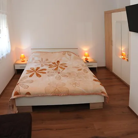 Voshta 2 Bedroom * زادار